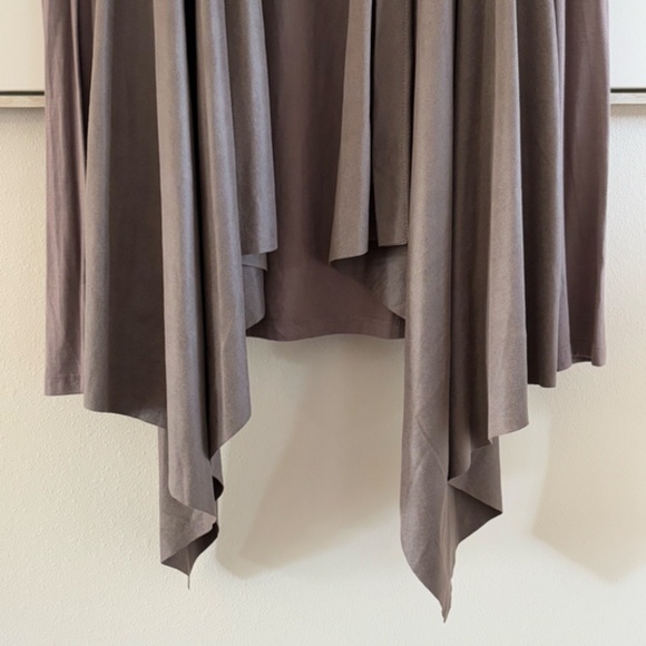 Jane and Delancey Women's Long Sleeve Taupe SZ L Open Waterfall Cardigan - Picture 3 of 9